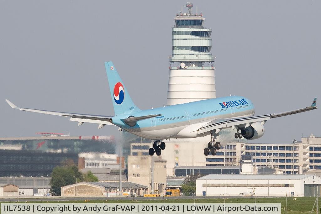 HL7538, 1998 Airbus A330-223 C/N 222, Korean Air A330-200