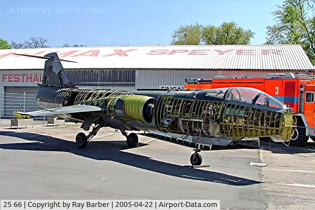 25 66, Lockheed F-104G Starfighter C/N 683-9012, Lockheed F-104G Starfighter [683-9012] Technikmuseum Speyer~D 22/04/2005