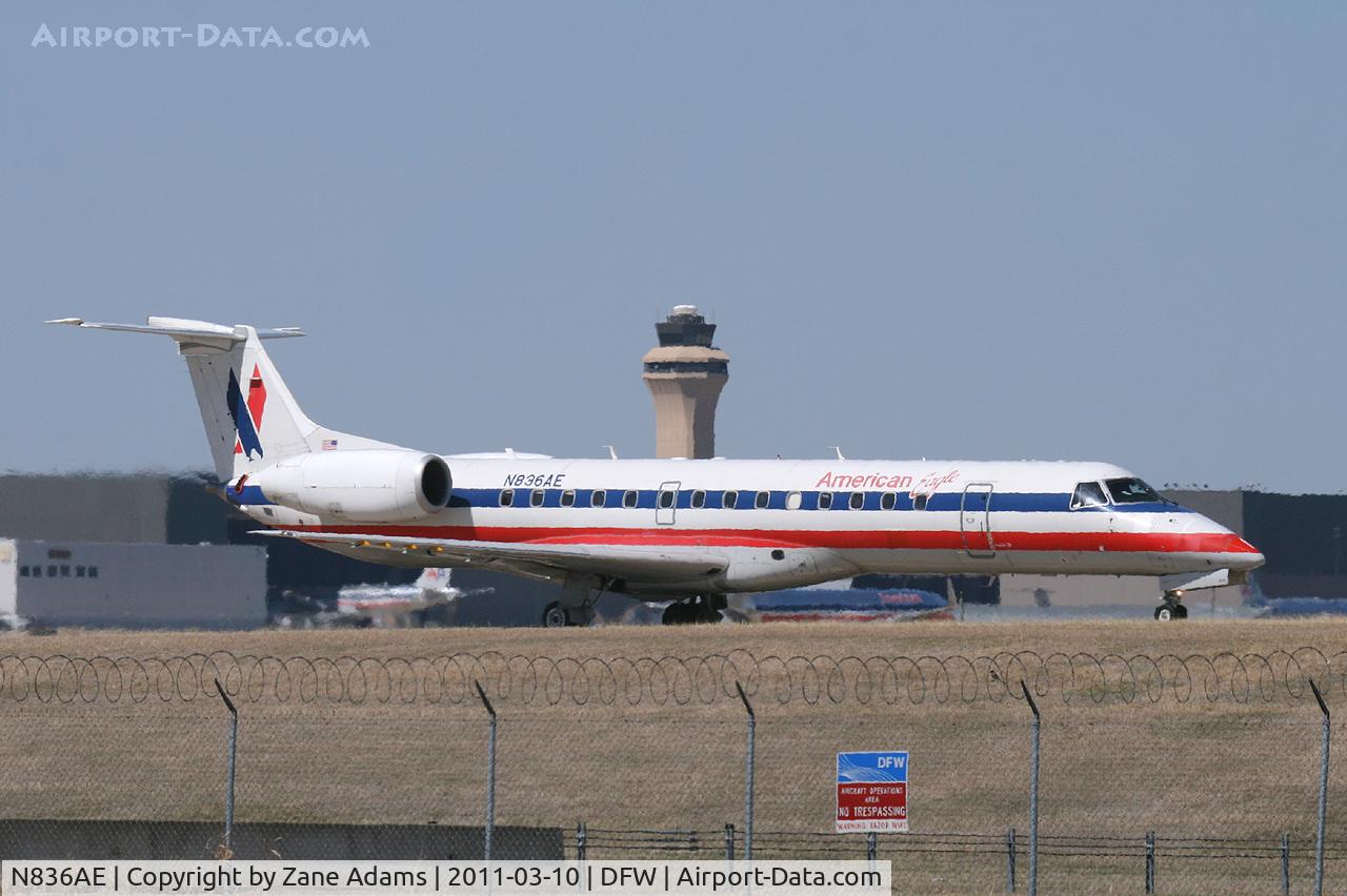 N836AE, 2002 Embraer ERJ-140LR (EMB-135KL) C/N 145635, American Eagle at DFW Airport