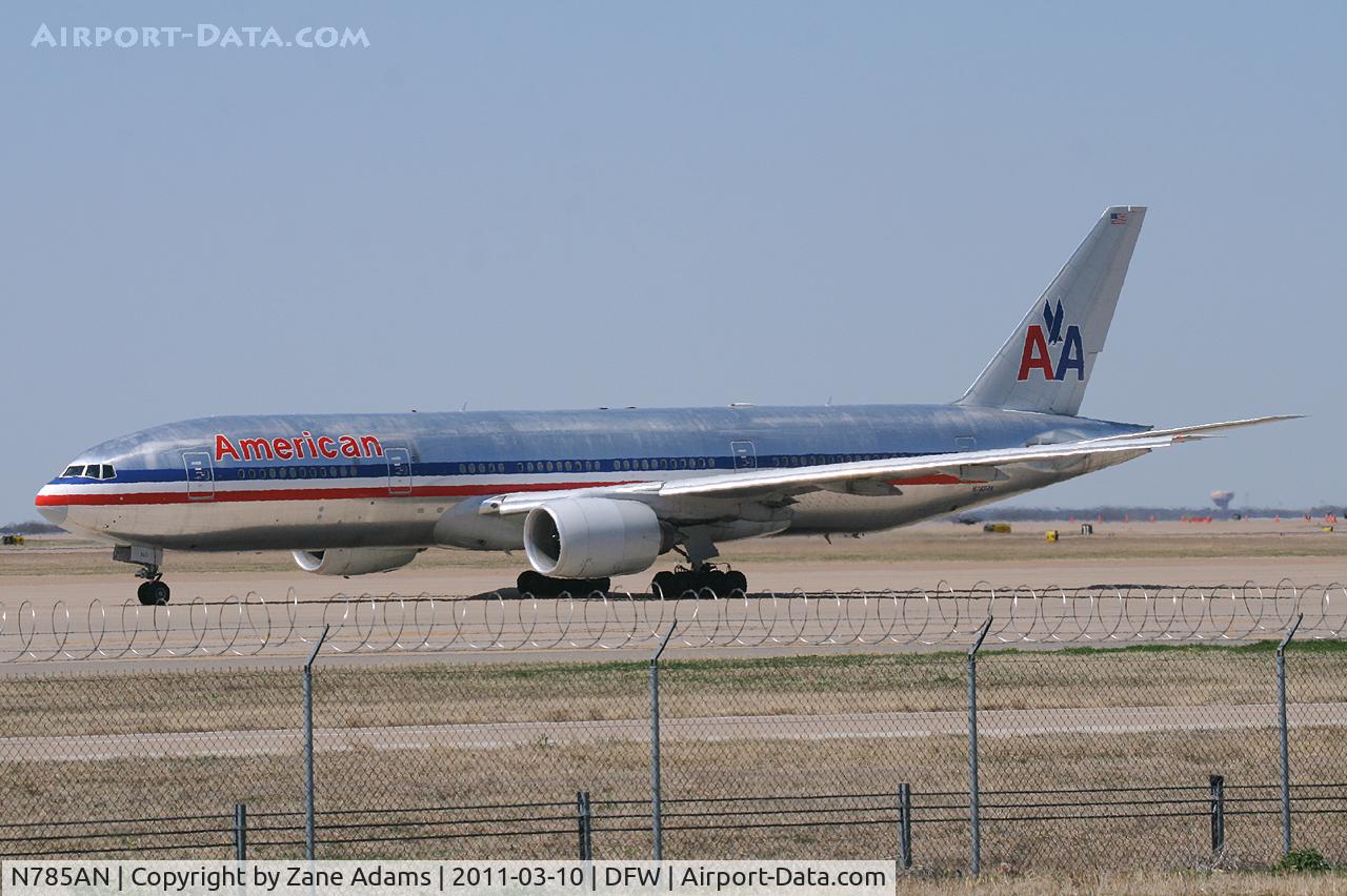 N785AN, 2000 Boeing 777-223/ER C/N 30005, American Airlines at DFW Airport