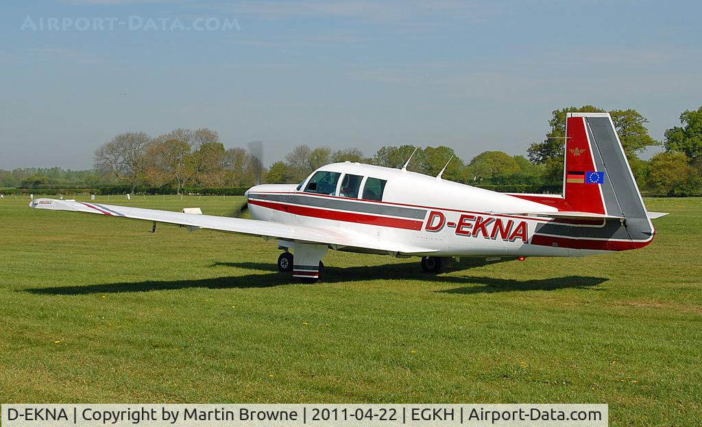 D-EKNA, 1967 Mooney M20F Executive C/N 670297, SHOT AT HEADCORN