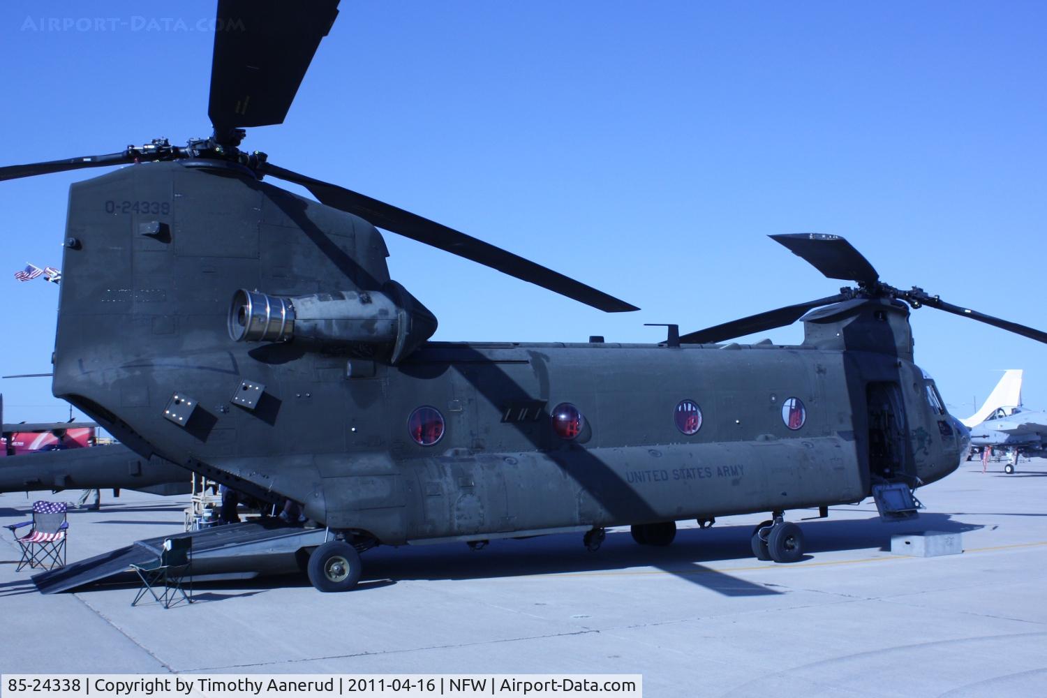 85-24338, Boeing CH-47D C/N M.3108, Boeing CH-47D, c/n: M.3108; Air Expo 2011