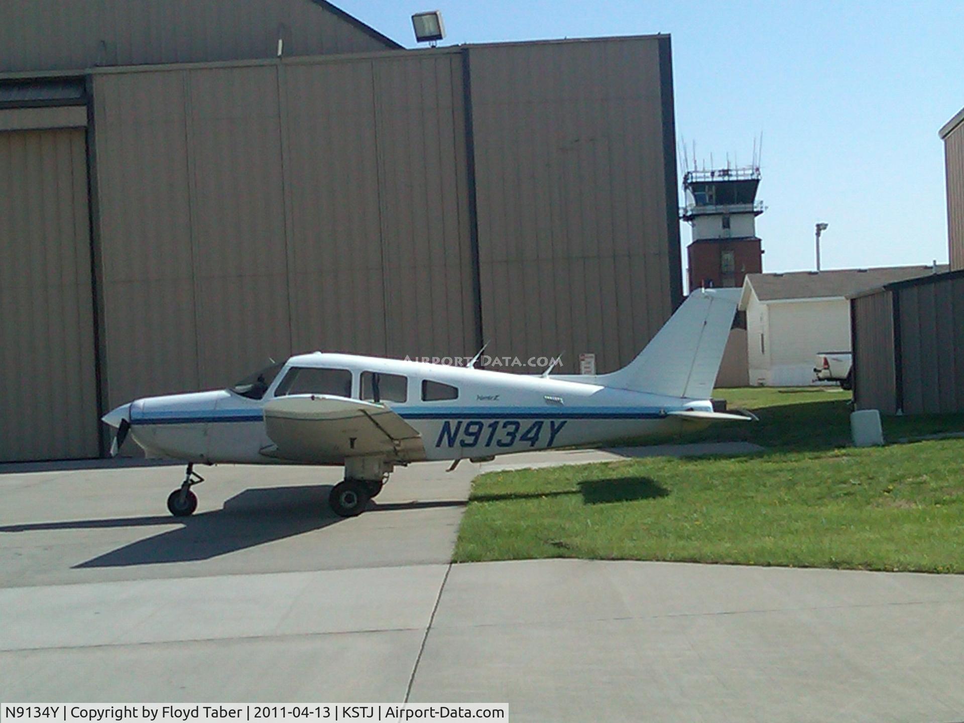 N9134Y, 1985 Piper PA-28-161 C/N 28-8616010, Warrior at St Joe