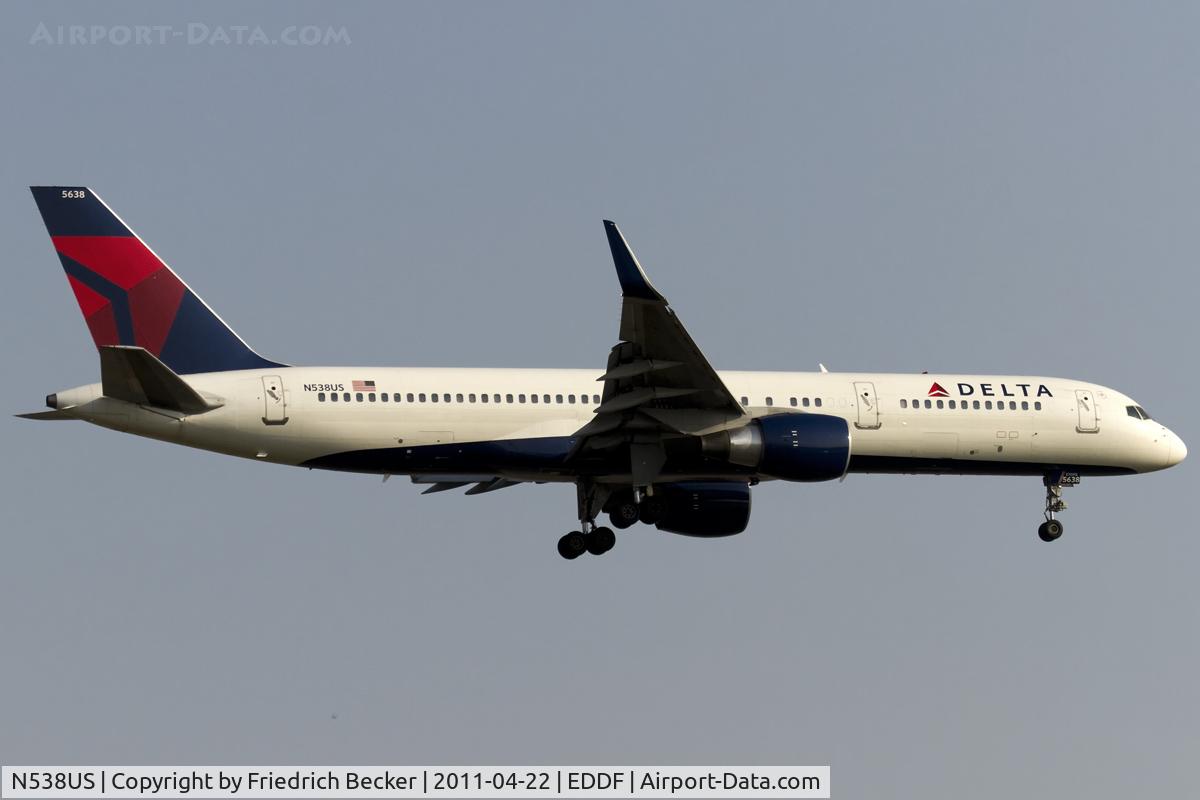 N538US, 1996 Boeing 757-251 C/N 26485, on final