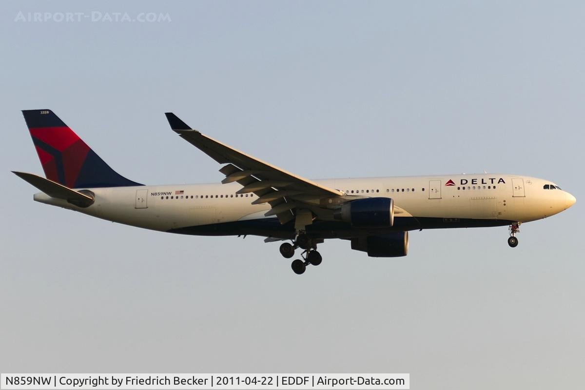 N859NW, 2006 Airbus A330-223 C/N 0722, on final