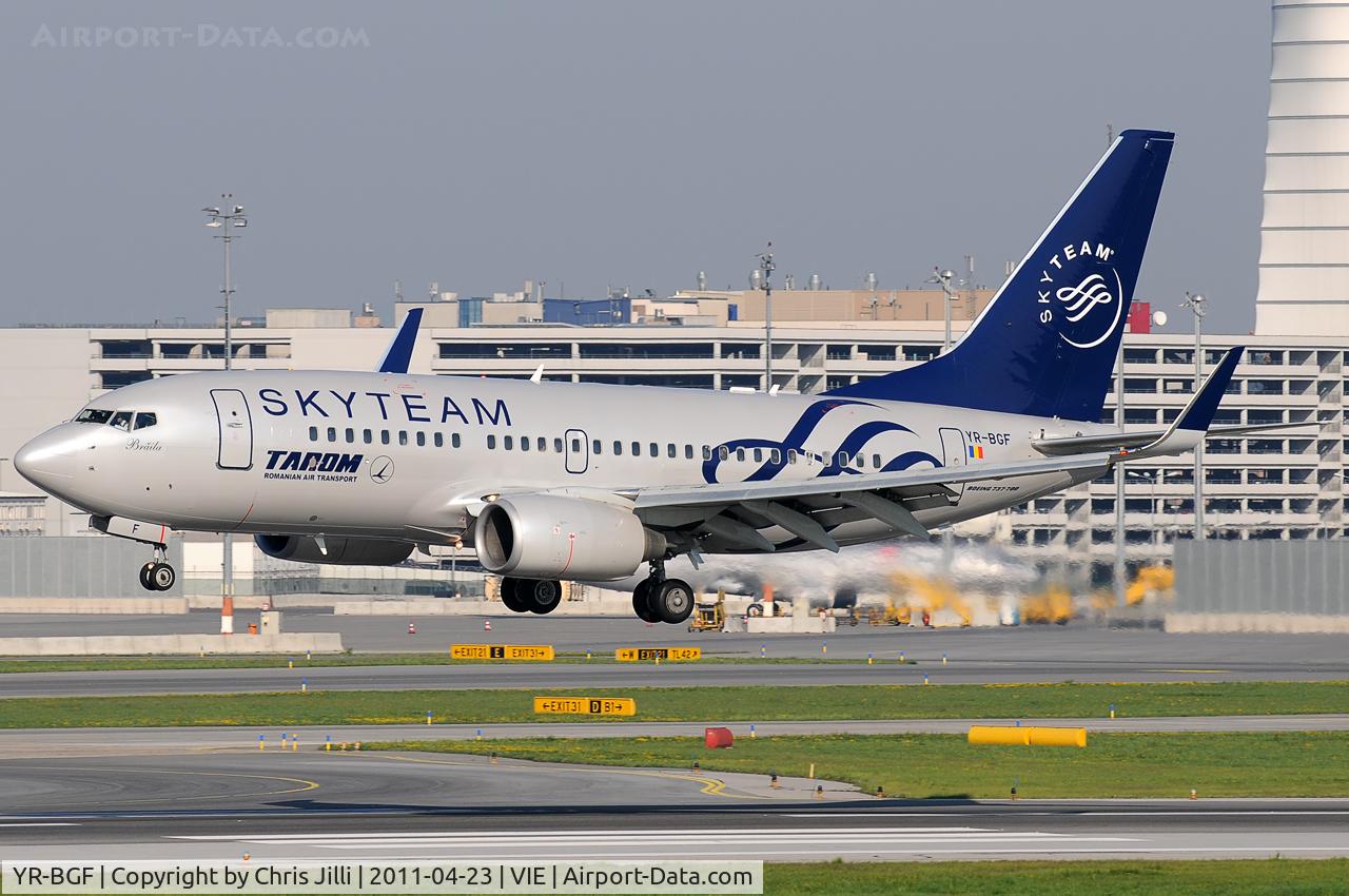 YR-BGF, 2001 Boeing 737-78J C/N 28440, TAROM