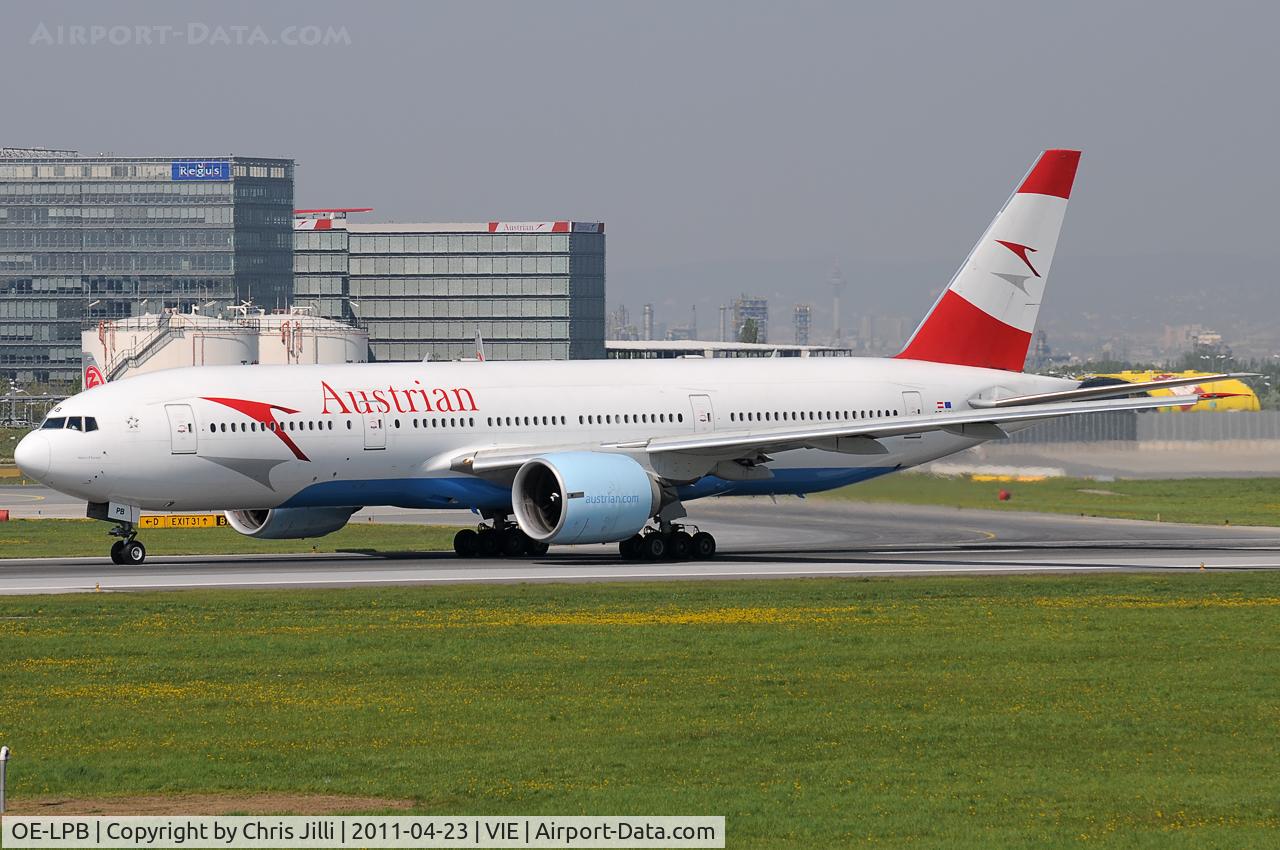 OE-LPB, 1998 Boeing 777-2Z9/ER C/N 28699, Austrian Airlines