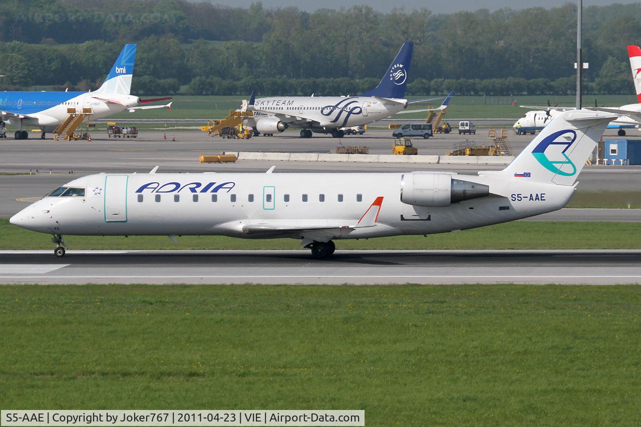 S5-AAE, 1998 Canadair CRJ-200LR (CL-600-2B19) C/N 7170, Adria Airways
