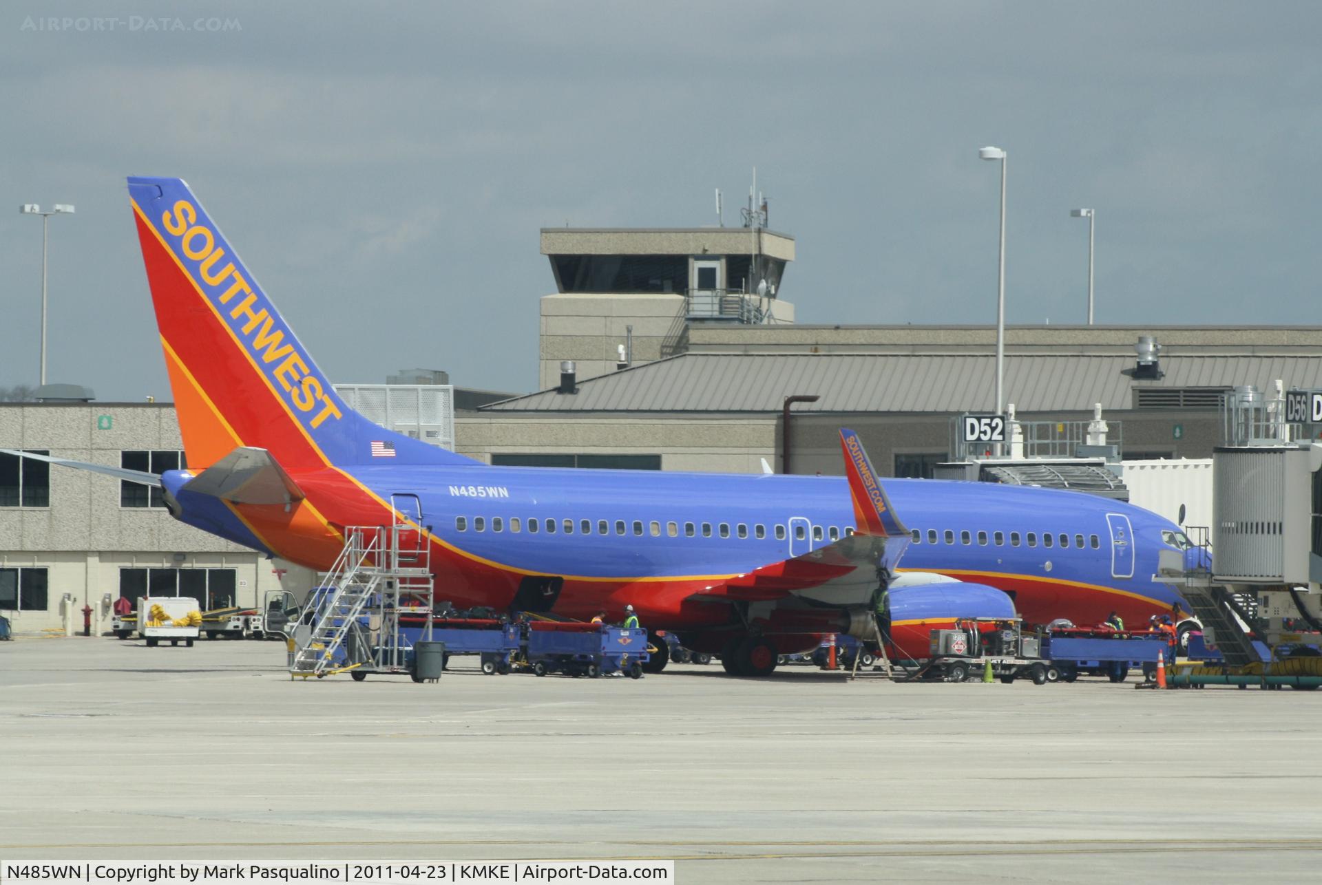 N485WN, 2004 Boeing 737-7H4 C/N 32473, Boeing 737-700