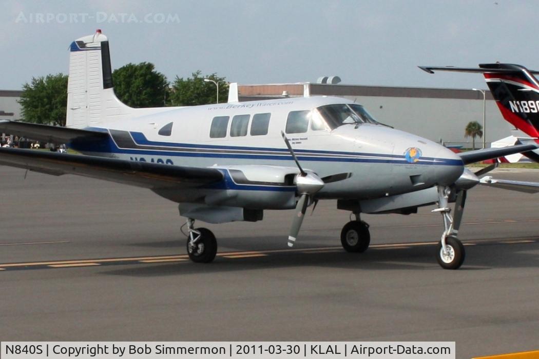 N840S, 1962 Beech 65 (LF-23F) Queen Air C/N LF-38, On the ramp at Lakeland, FL