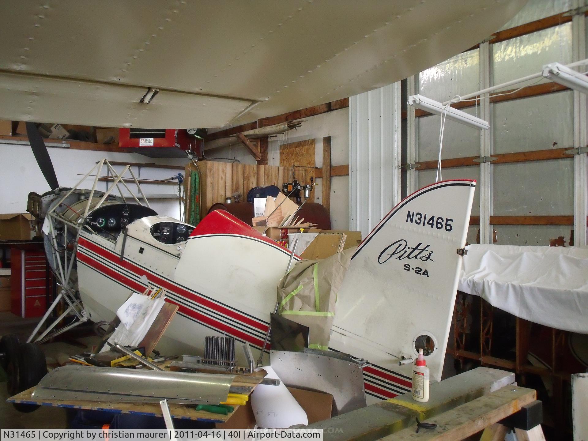 N31465, 1979 Aerotek Pitts S-2A Special C/N 2198, at 40i