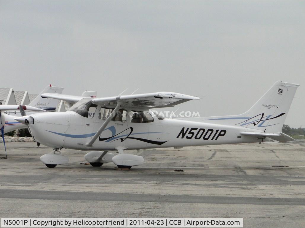 N5001P, Cessna 172S C/N 172S10864, Parked near Foothill Sales & Service area