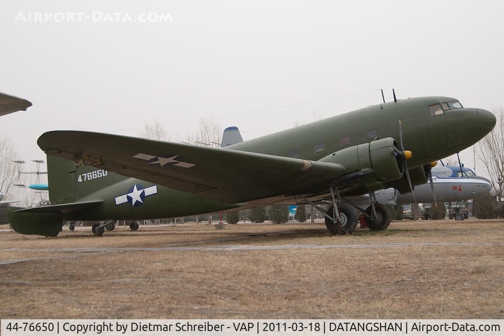 44-76650, 1944 Douglas VC-47D Skytrain C/N 16234/32982, United States Air Force DC3