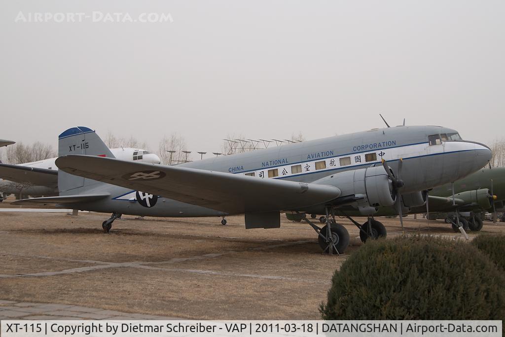 XT-115, Lisunov (Douglas) Li-2 (DC-3) C/N 38-79A1016, CATC Li2 (DC3)