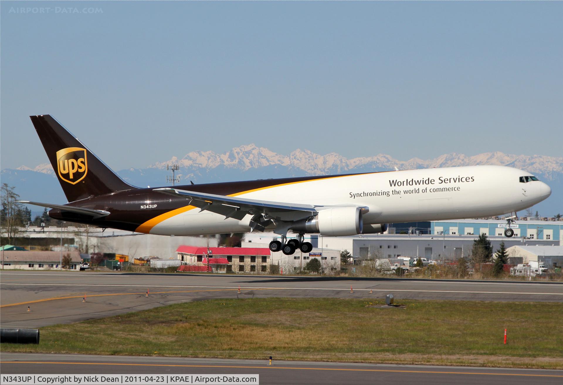 N343UP, 2011 Boeing 767-34AF C/N 37945, KPAE Boeing 427 returning from a test flight.