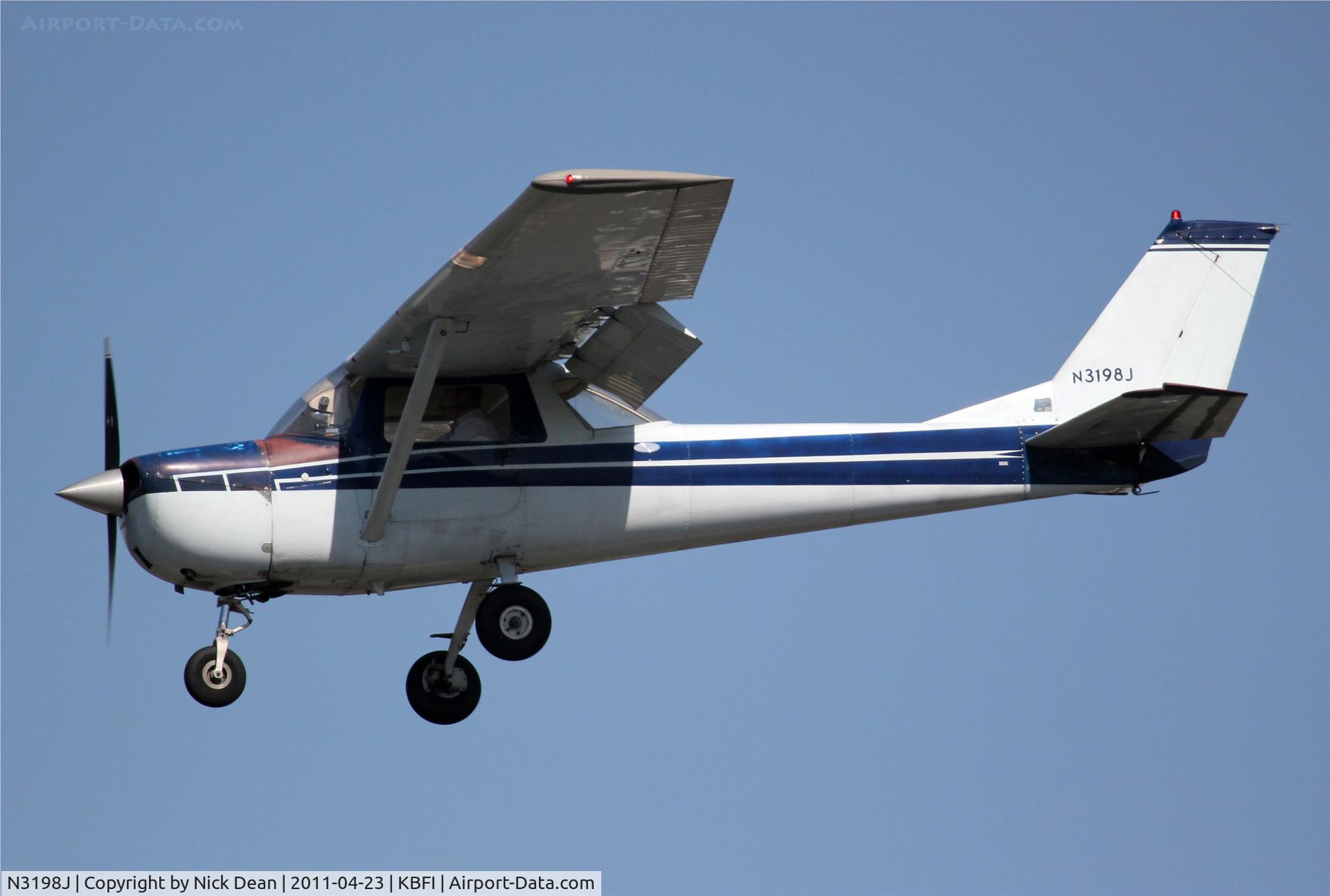 N3198J, 1966 Cessna 150G C/N 15065898, KBFI/BFI
