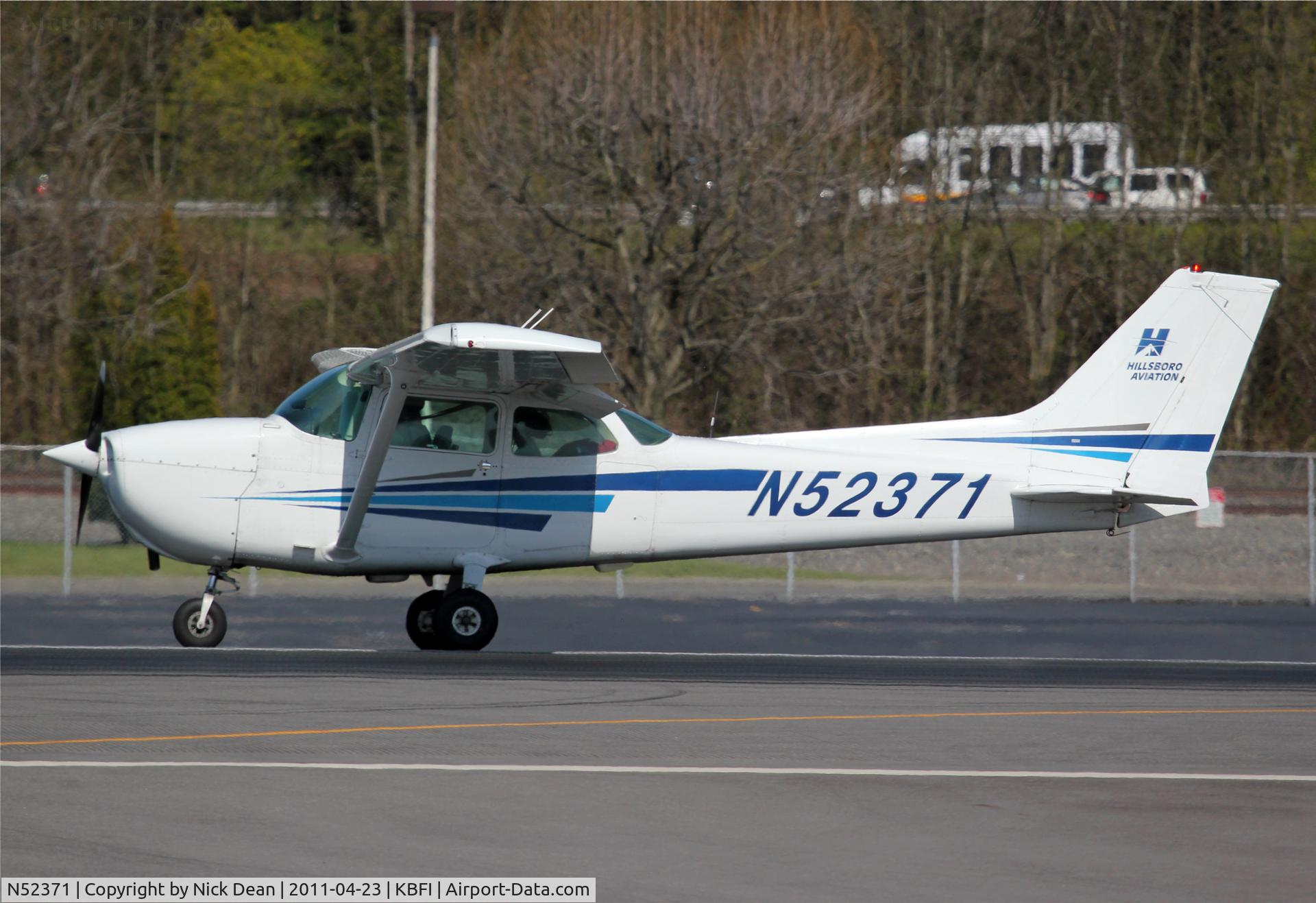 N52371, 1980 Cessna 172P C/N 17274505, KBFI/BFI