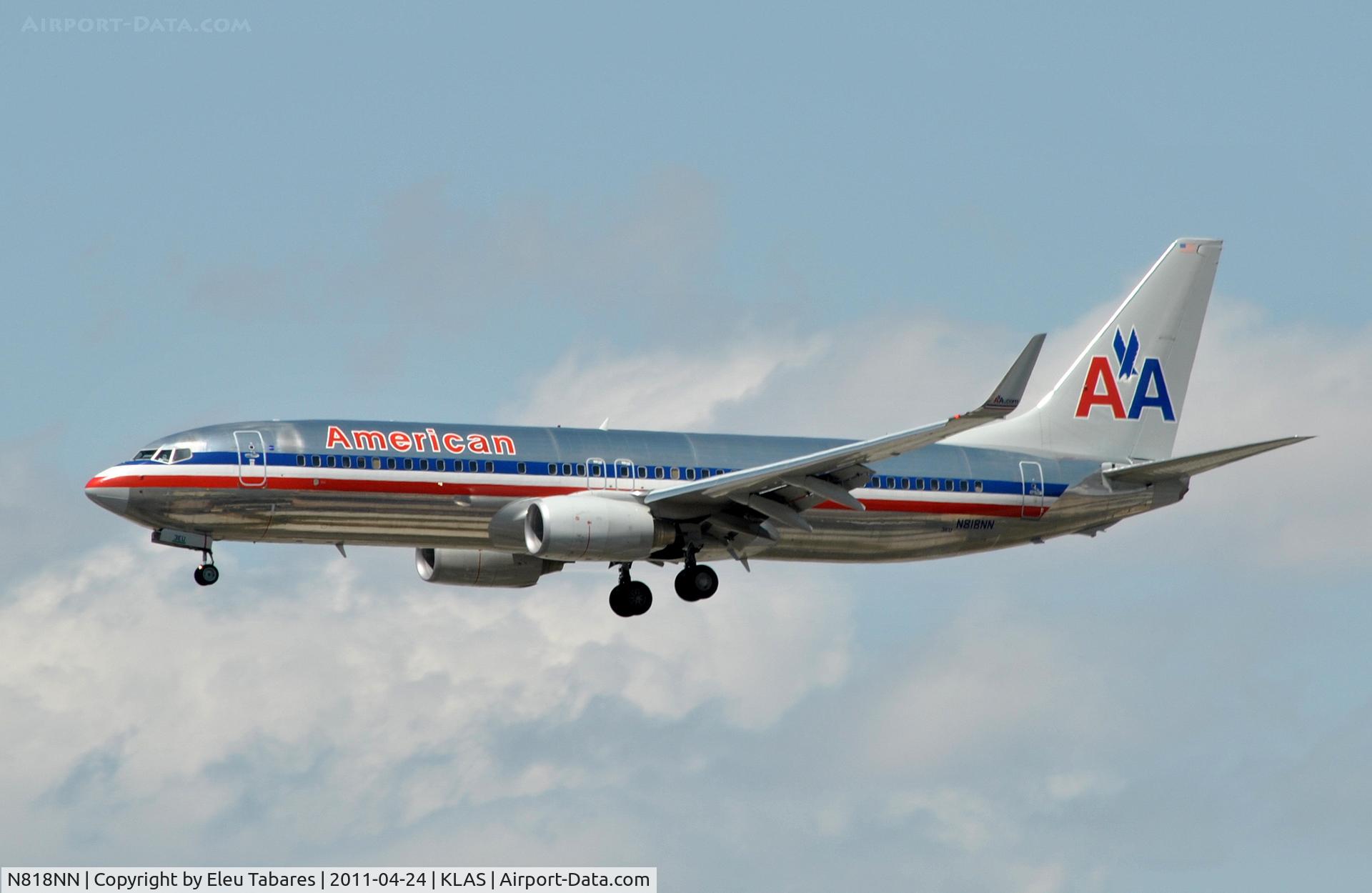 N818NN, 2009 Boeing 737-823 C/N 30910, Taken during final approach to McCarran International Airport in Las Vegas, Nevada.