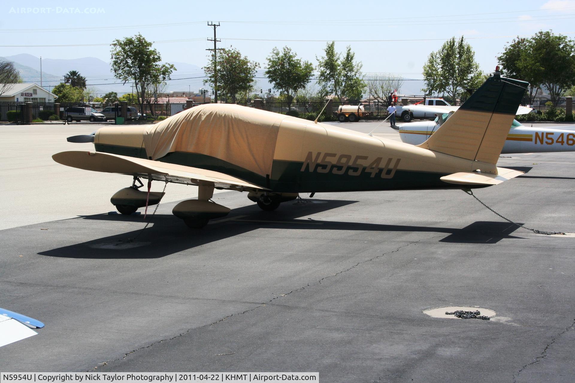 N5954U, 1970 Piper PA-28-140 C/N 28-26751, Parked at Hemet