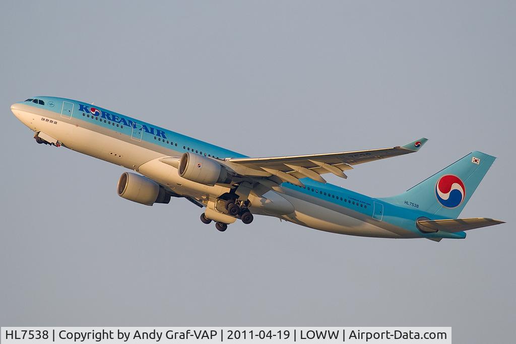 HL7538, 1998 Airbus A330-223 C/N 222, Korean Air A330-200