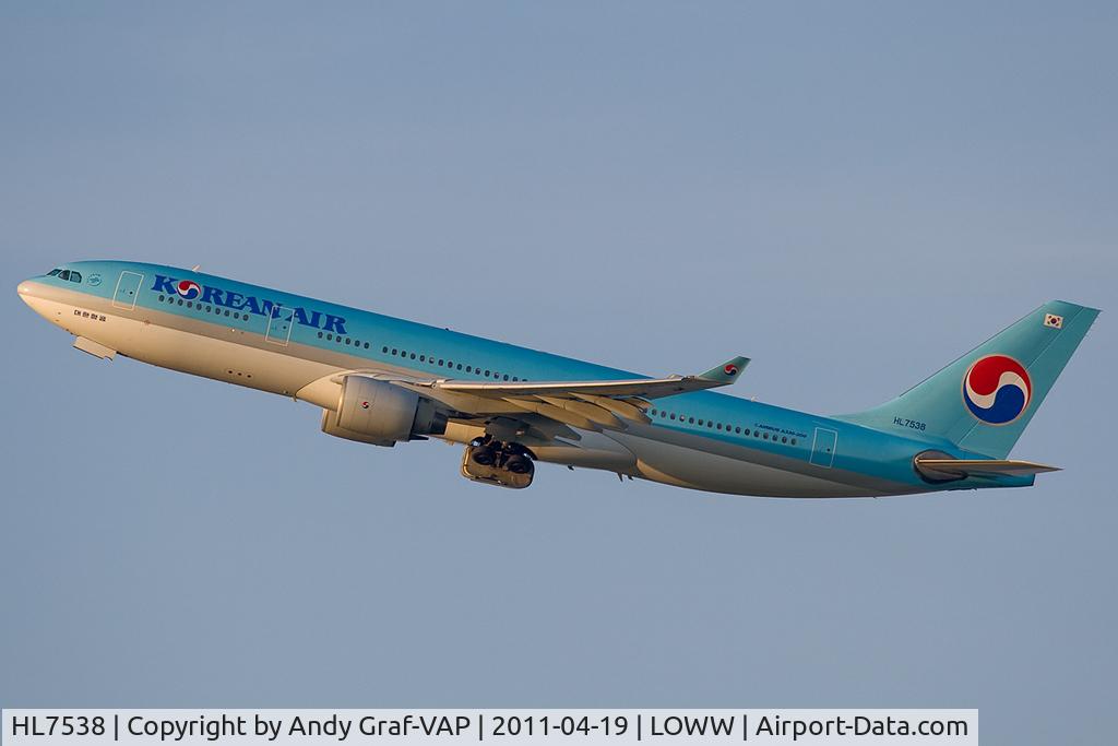 HL7538, 1998 Airbus A330-223 C/N 222, Korean Air A330-200