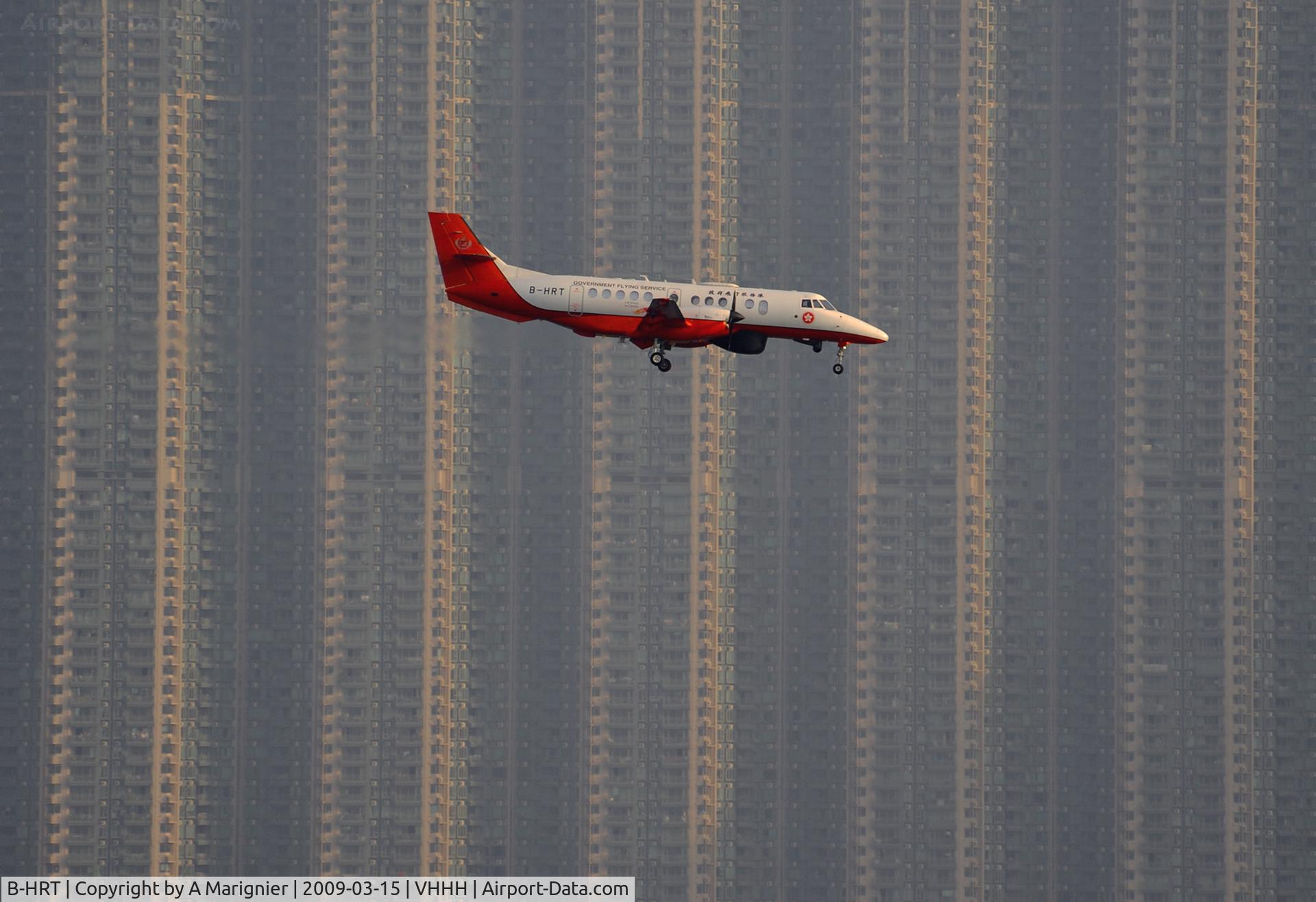 B-HRT, 1998 British Aerospace Jetstream 41 C/N 41104, Spectacular background, landing on RW25L