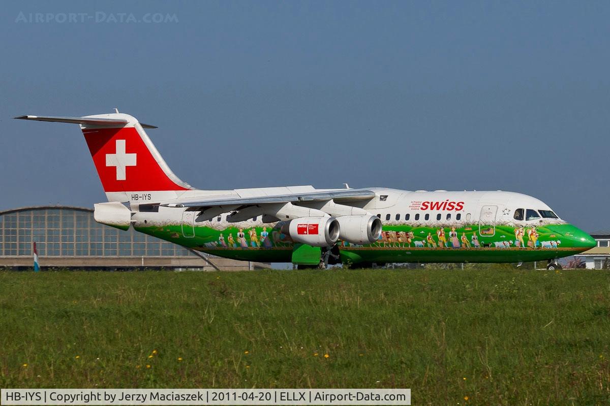 HB-IYS, 2001 British Aerospace Avro 146-RJ100 C/N E3381, HB-IYS