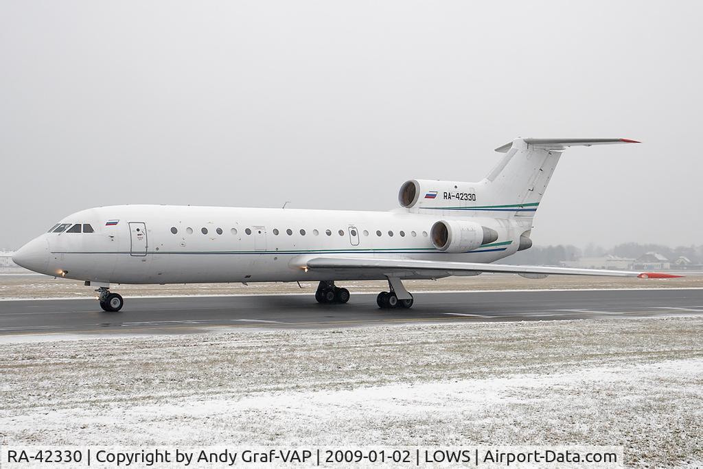 RA-42330, Yakovlev Yak-42D C/N 4250422505122, Yak42