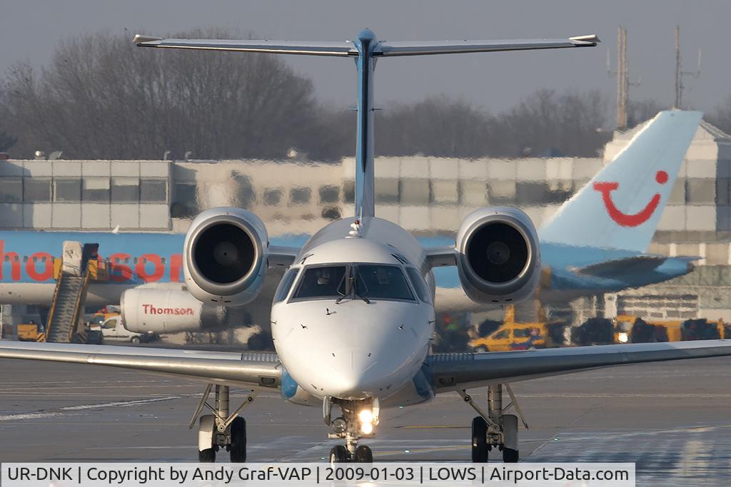 UR-DNK, 1998 Embraer EMB-145EU (ERJ-145EU) C/N 145039, Dnipravia EMB145