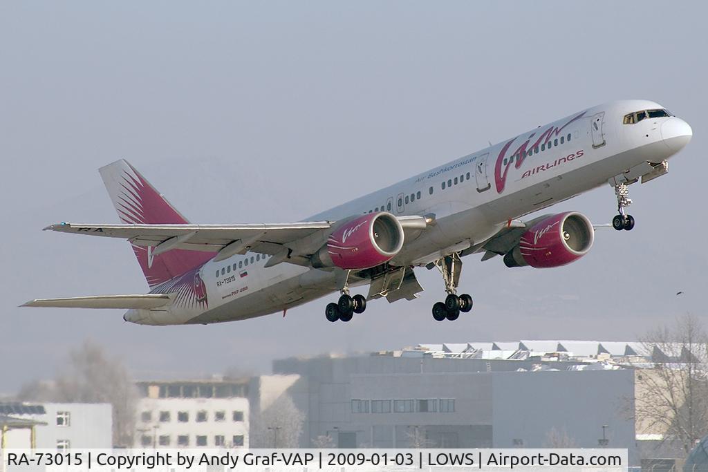 RA-73015, 1992 Boeing 757-230 C/N 25901, Vim Airlines 757-200