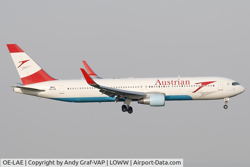 OE-LAE, 2000 Boeing 767-3Z9/ER C/N 30383, Austrian Airlines 767-300