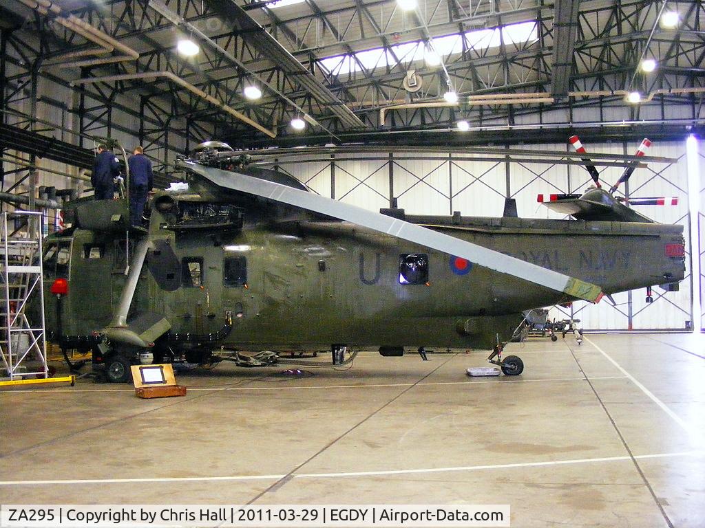 ZA295, 1980 Westland Sea King HC.4 C/N WA909, inside Hangar 7, 845 NAS
