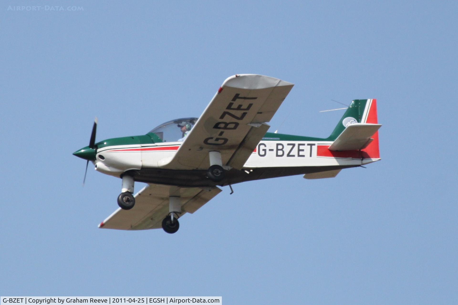 G-BZET, 2000 Robin HR-200-120B C/N 345, Landing at Norwich.