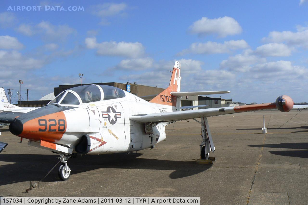 157034, Rockwell T-2C Buckeye C/N 332-5, On display at the Historic Aviation Memorial Museum - Tyler, Texas