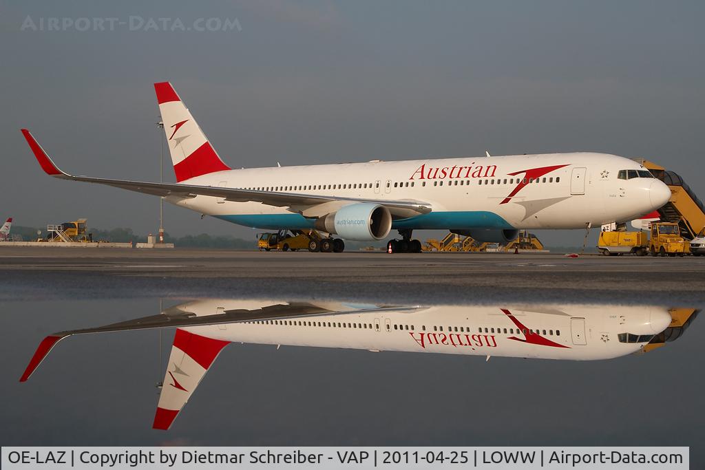 OE-LAZ, 1999 Boeing 767-3Z9 C/N 30331, Austrian Airlines Boeing 767-300 - reflection