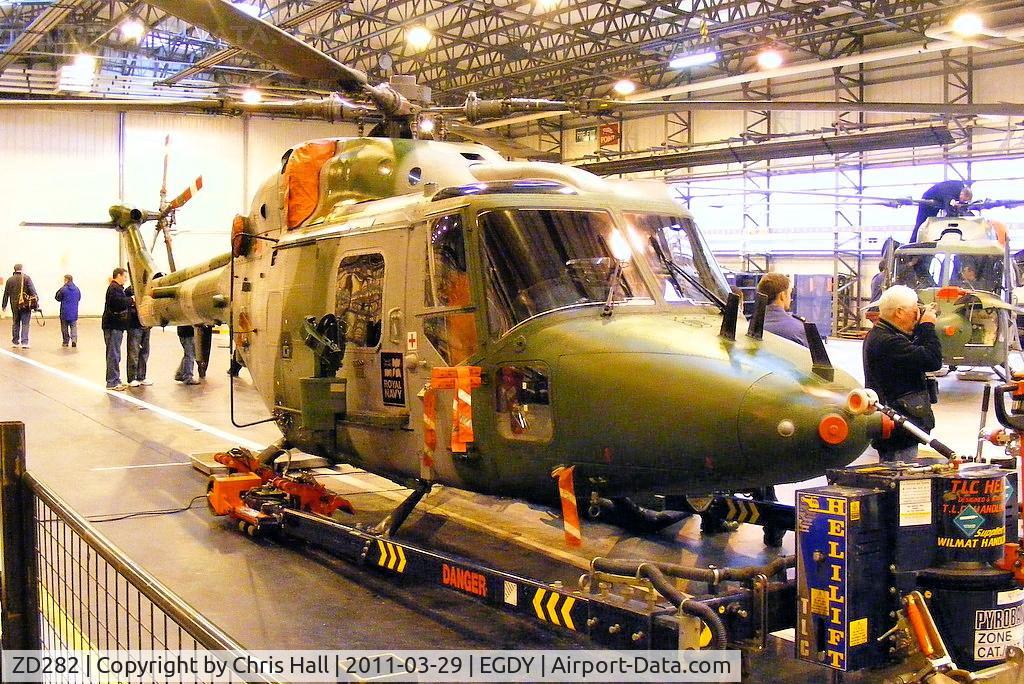 ZD282, 1983 Westland Lynx AH.7 C/N 306, inside Hangar 9, 847 Sqdn, Commando Lynx unit