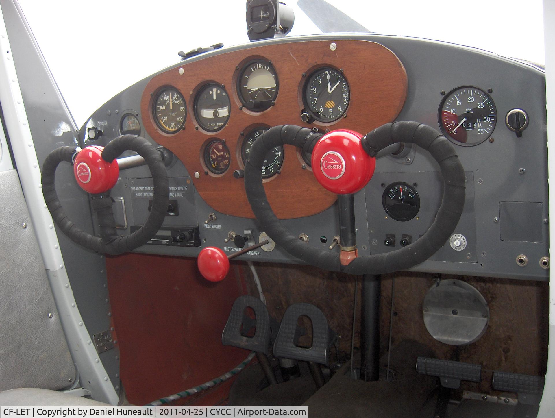 CF-LET, 1946 Cessna 140 C/N 9084, CF-LET
Panel Dash