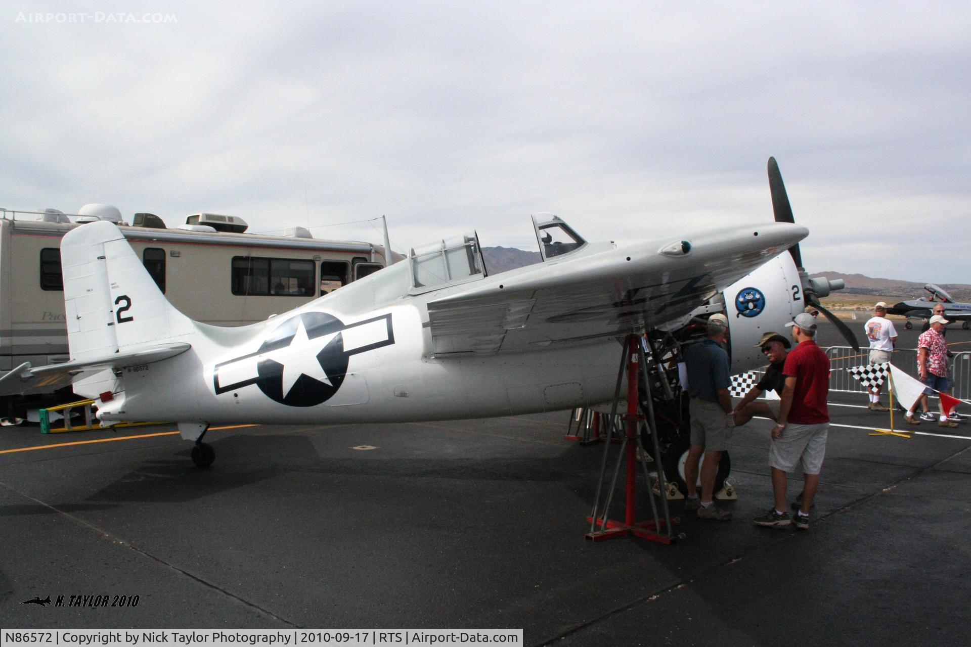 N86572, General Motors (Grumman) FM-2 Wildcat C/N 5626, Air Biscuit flown by Tom Camp