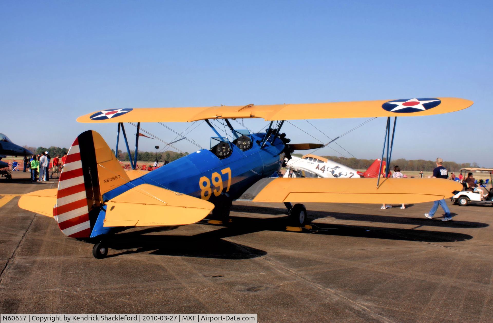 N60657, 1941 Boeing A75N1(PT17) C/N 75-897, PT-13/-17 Kaydet

Montgomery, AL
Maxwell AFB