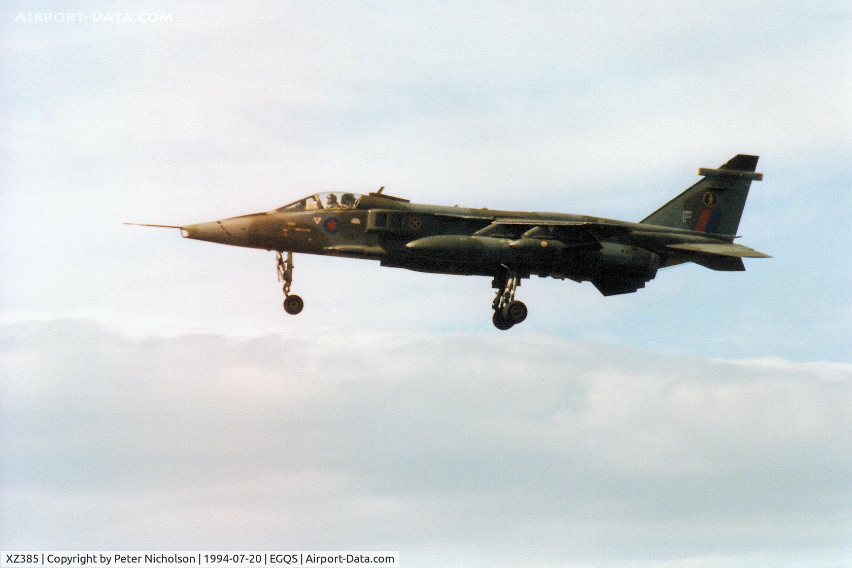 XZ385, 1977 Sepecat Jaguar GR.1A C/N S.150, Jaguar GR.1A of 16[Reserve] Squadron on final approach to RAF Lossiemouth in the Summer of 1994.