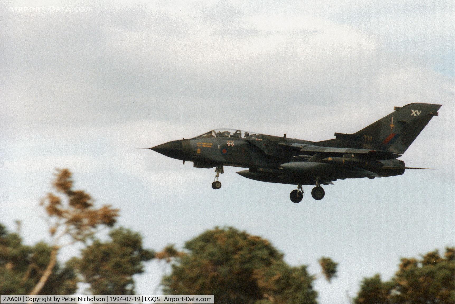 ZA600, 1982 Panavia Tornado GR.1 C/N 122/BS039/2123, Tornado GR.1 of 15[Reserve] Squadron on final approach to RAF Lossiemouth in the Summer of 1994.
