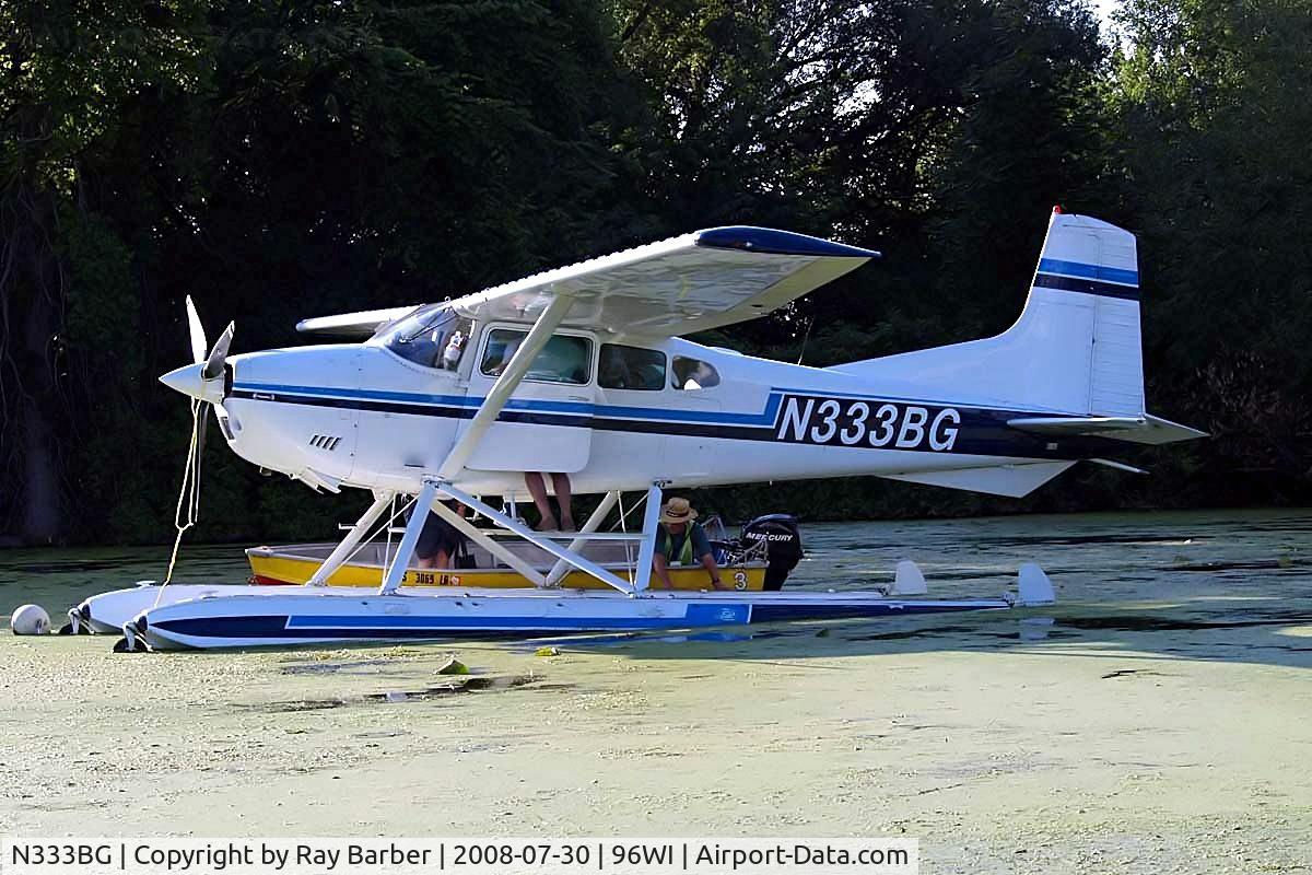 N333BG, 1981 Cessna A185F Skywagon 185 C/N 18504224, Cessna A.185F Skywagon 185 [185-04224] Oshkosh-Lake Winnebago Seaplane Base~N 30/07/2008