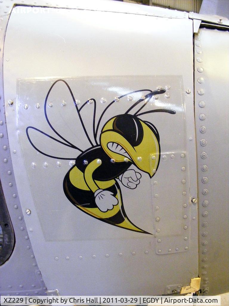 XZ229, Westland Lynx HAS.3GMS C/N 004, nose art on Royal Navy Lynx