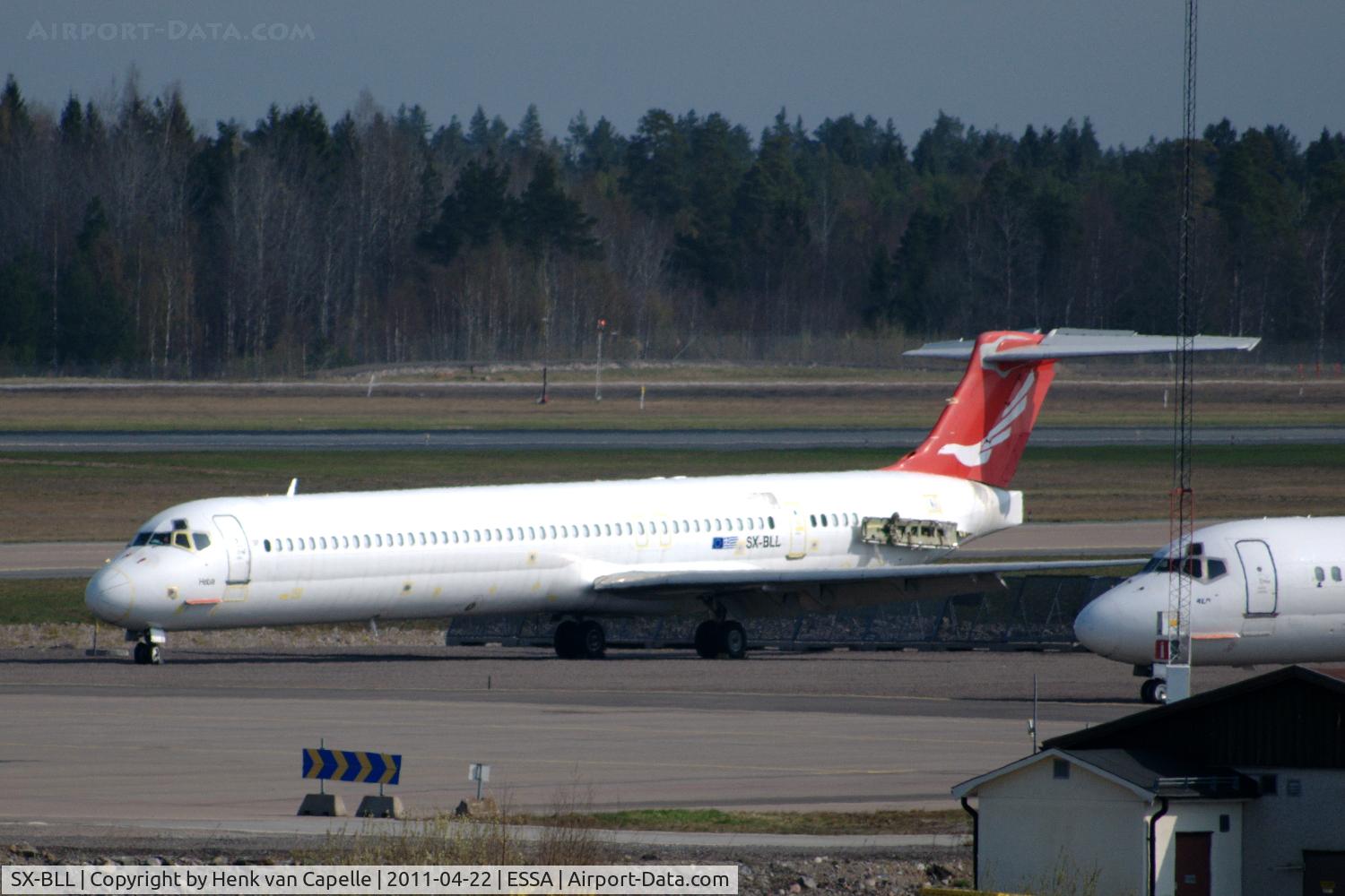 SX-BLL, 1991 McDonnell Douglas MD-83 (DC-9-83) C/N 49933, MD-83 parked at Stockholm Arlanda airport, without engines. It used to belong to Sky Express Greece. To be scrapped?