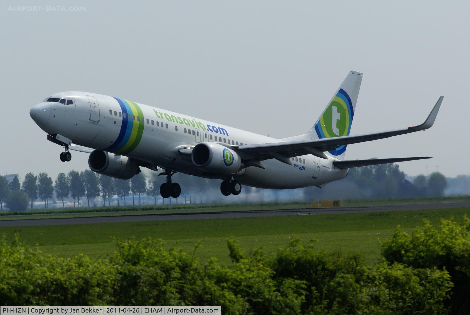 PH-HZN, 2004 Boeing 737-8K2 C/N 32943, Just after take off from the Polderbaan
