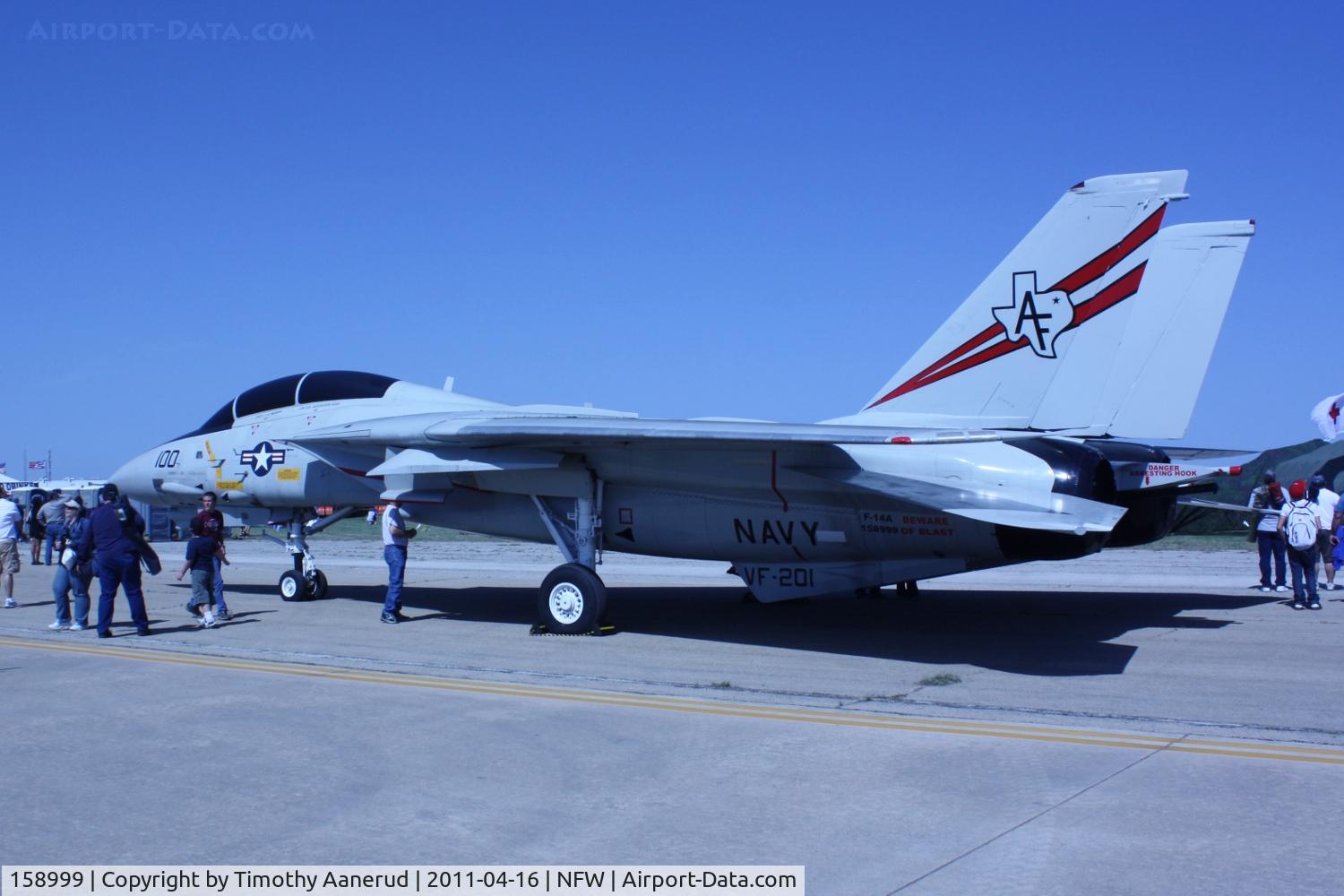 158999, Grumman F-14A-70-GR Tomcat C/N 60, Grumman F-14A-70-GR Tomcat, c/n: 60; Air Expo 2011, moved out from it's static display location to the flight line.