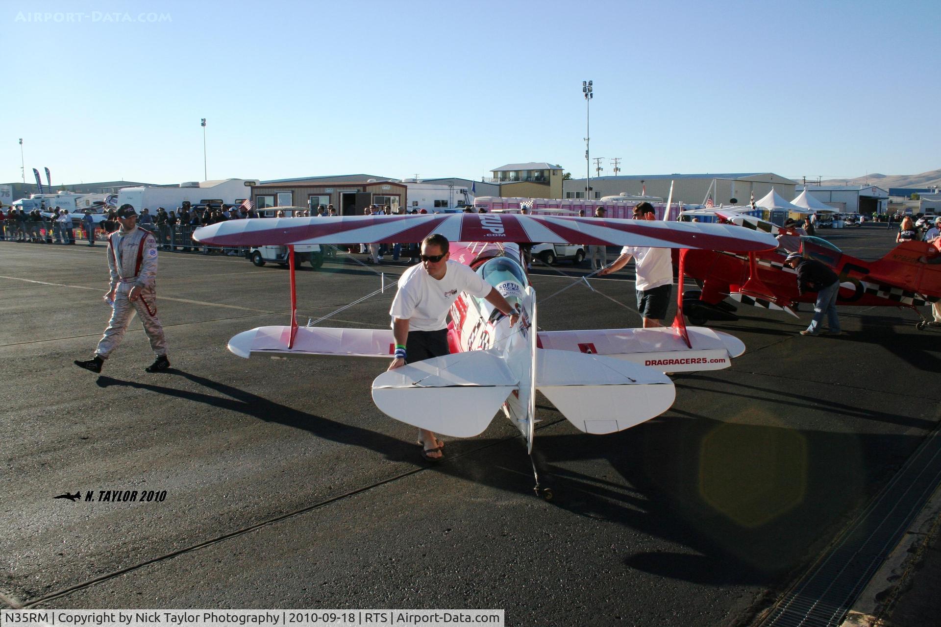 N35RM, 1983 Pitts S-1C Special C/N 06, Heading out for the Saturday heat race