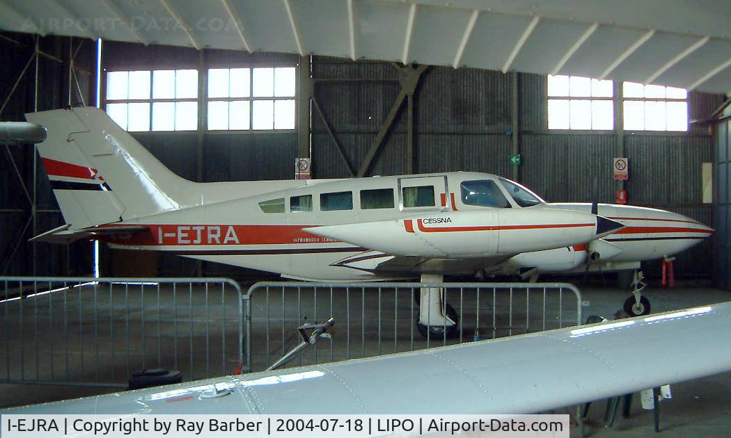I-EJRA, 1975 Cessna 402B C/N 402B-0918, Cessna 402B [402B-0918] Brescia-Montichiari~I 18/07/2004