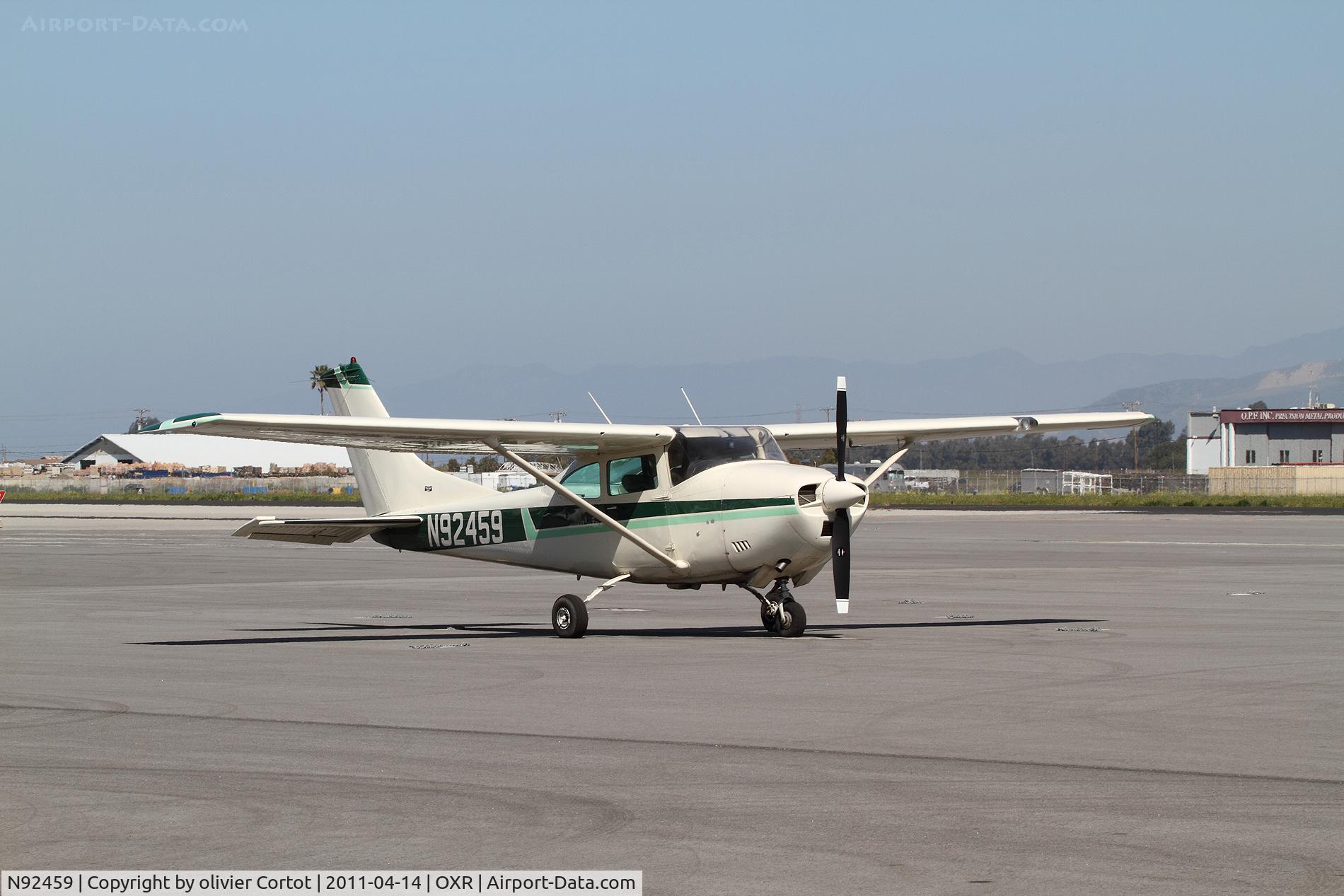 N92459, 1969 Cessna 182N Skylane C/N 18260212, Oxnard airport