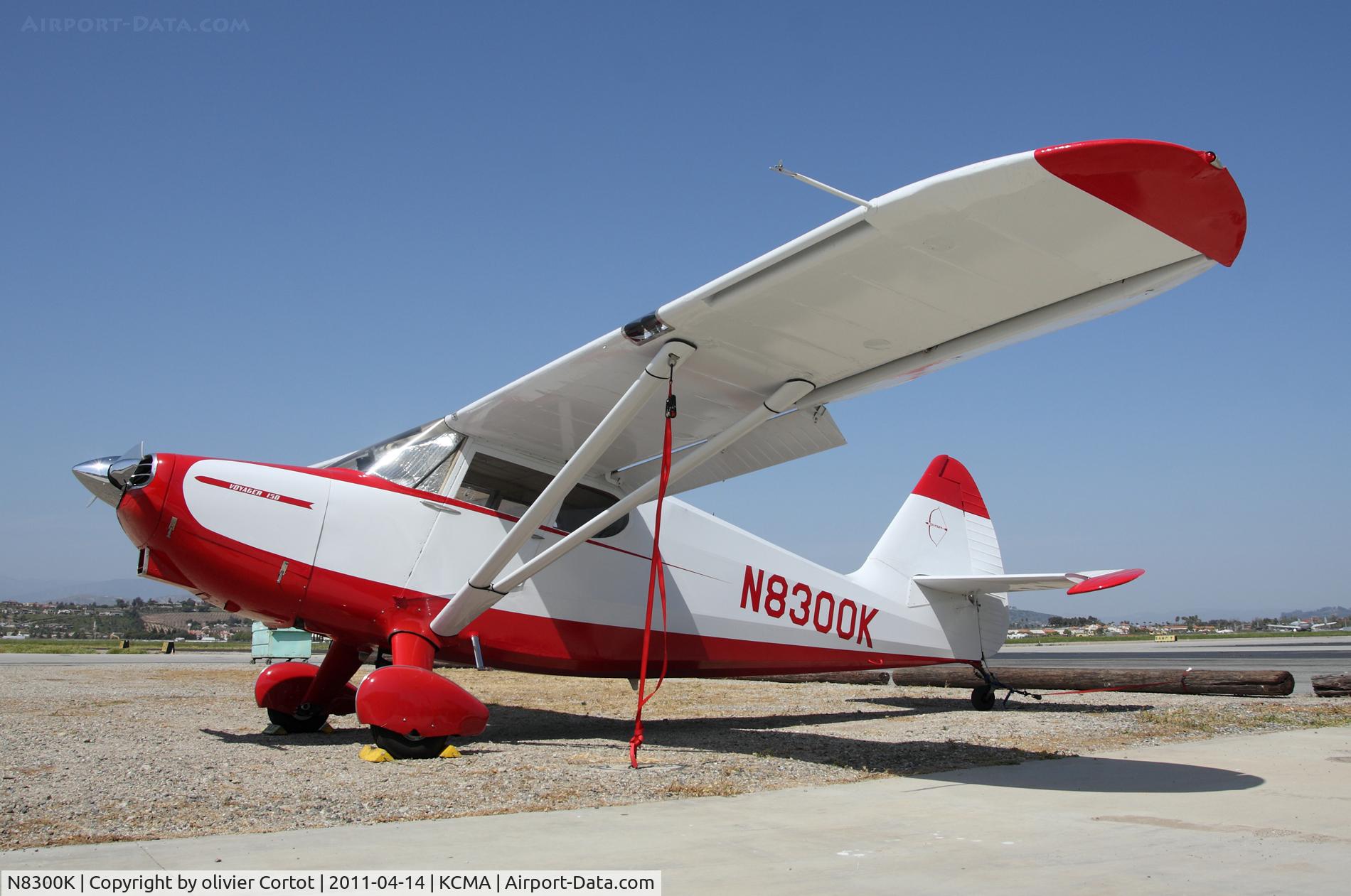 N8300K, Stinson 108-1 Voyager C/N 108-1300, Beautiful Stinson enjoying the sun of California (like me !)